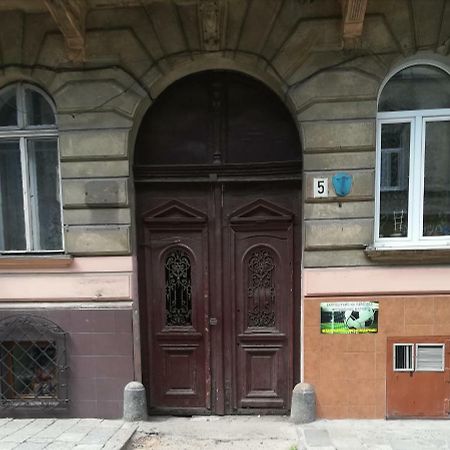 Lviv Apartamenty Exterior photo